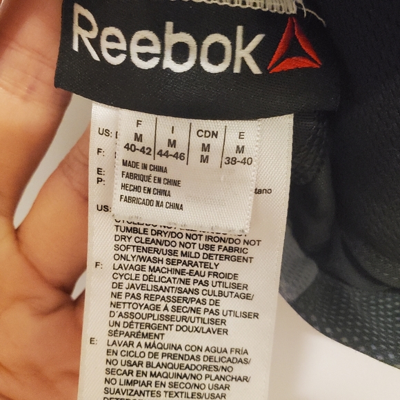 EUC Reebok Camo High Impact Sports Bra - Picture 4 of 6